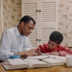 Home Tutors in Elegushi :8 Ways of Helping Kids Balance Screen Time and Study Time